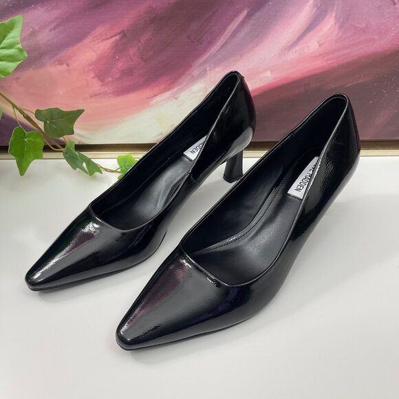 Steve Madden Womens Pointed Toe Kitten Heel Pumps in Black Patent 8.5 - Picture 2 of 10